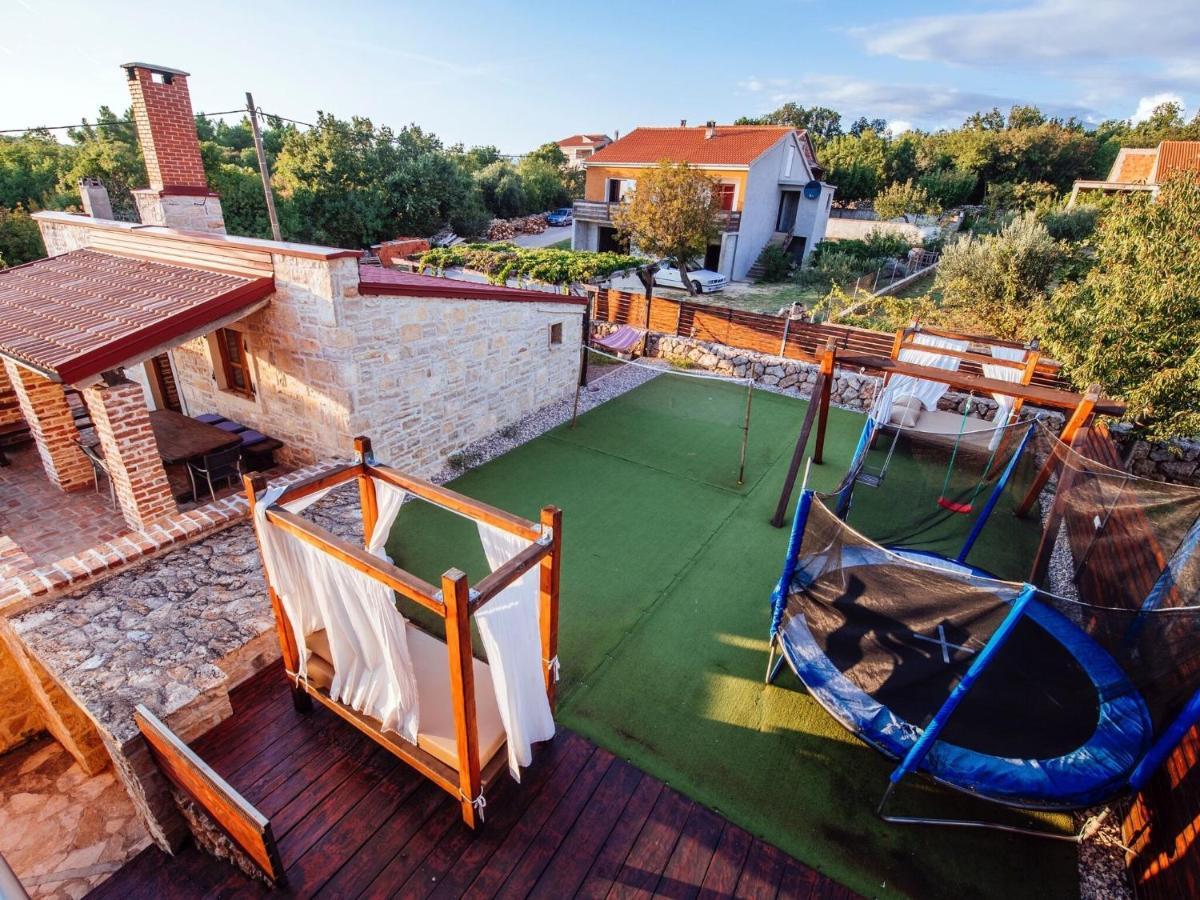 Splendid Holiday Home In Jasenice Maslenica Bagian luar foto