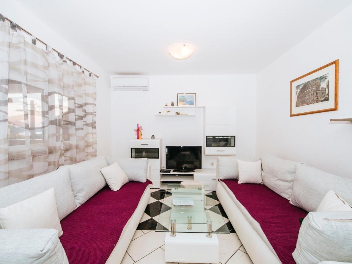 Splendid Holiday Home In Jasenice Maslenica Bagian luar foto